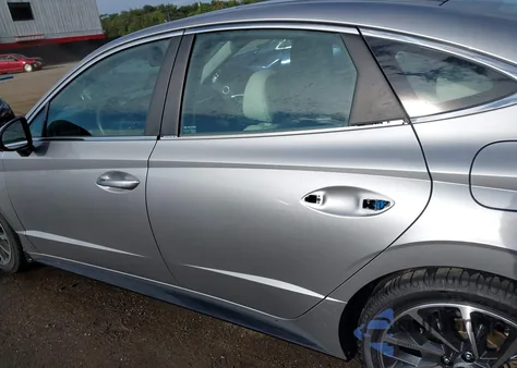 2021 Hyundai Sonata Limited из США, поврежденный, VIN 5NPEH4J2XMH124713